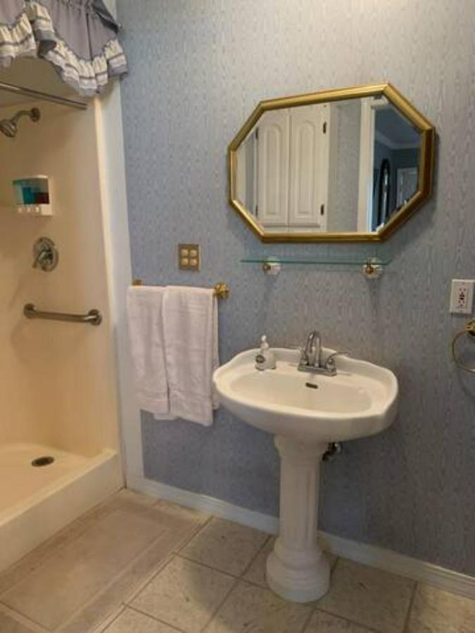 Dickey House Bed And Breakfast Marshfield 外观 照片