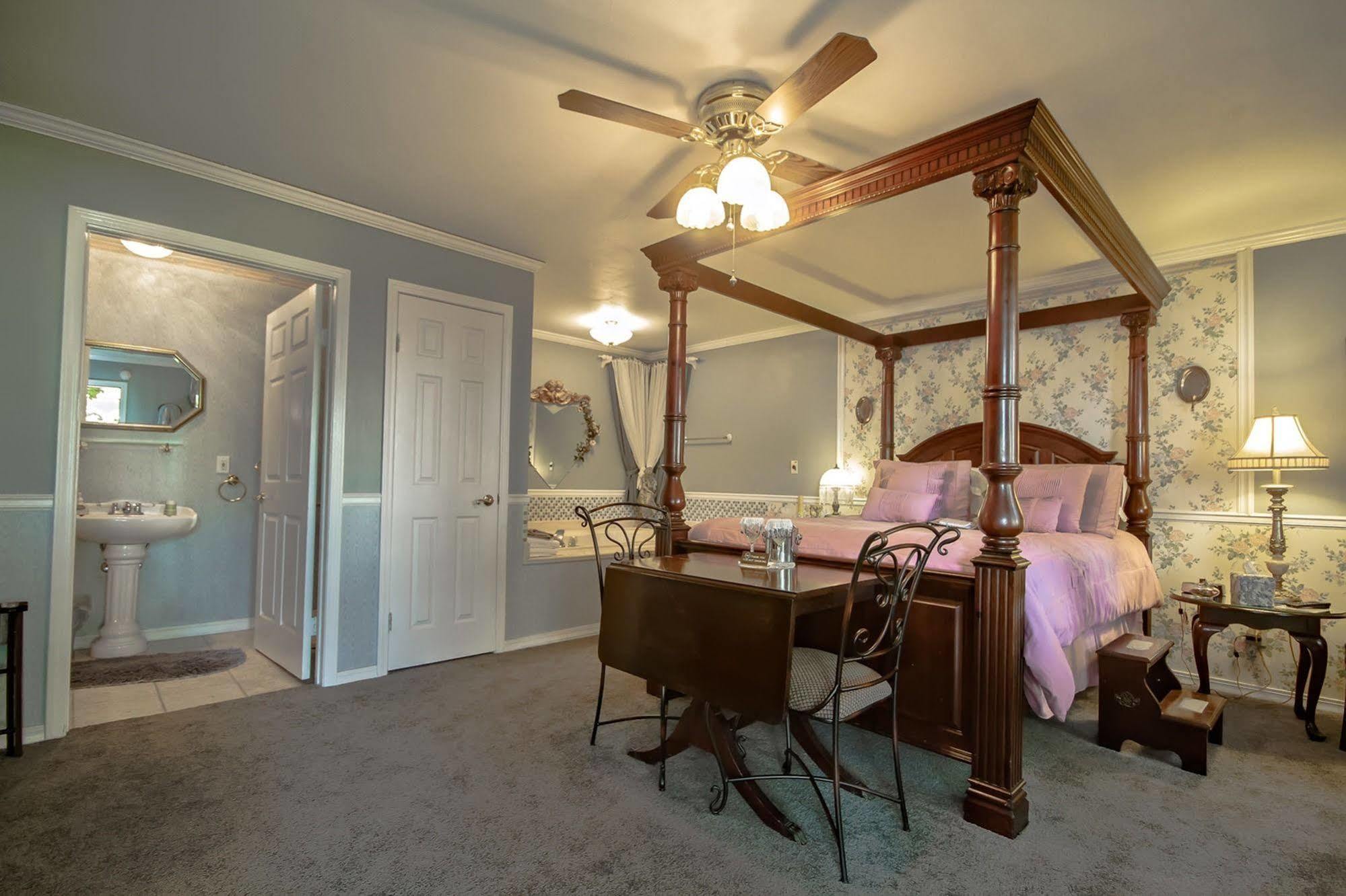 Dickey House Bed And Breakfast Marshfield 外观 照片