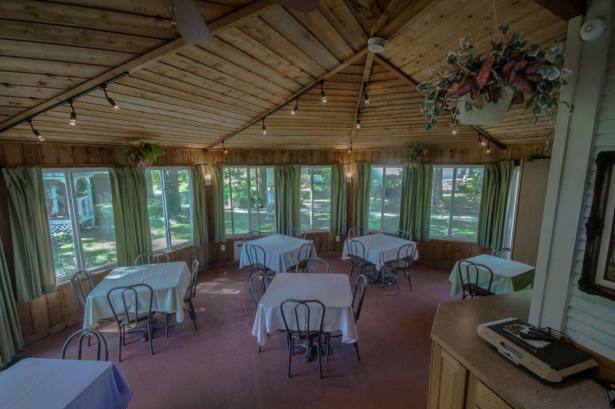 Dickey House Bed And Breakfast Marshfield 外观 照片